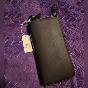 NWT Charming Charlie Wallet